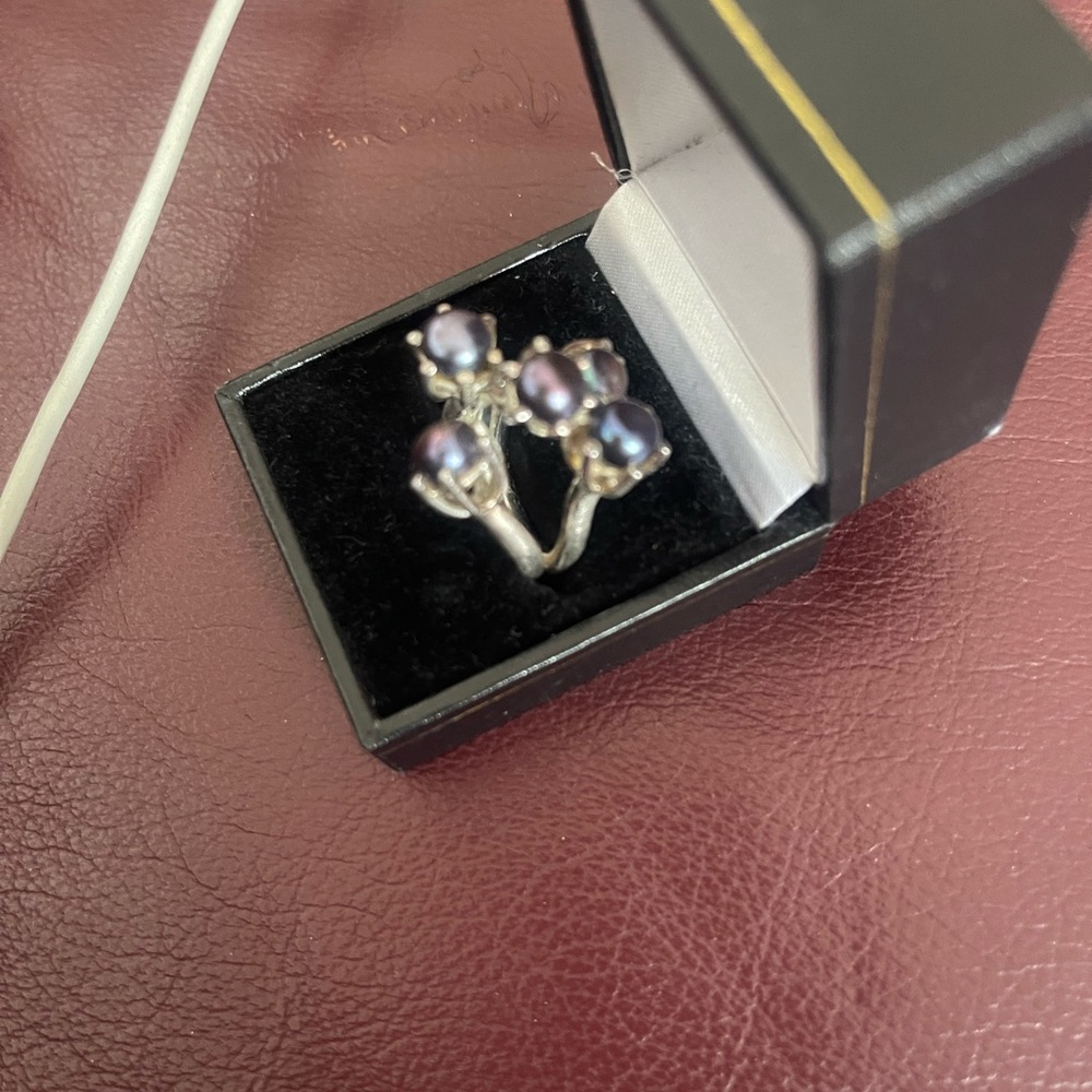 Elegant Silver and Purple Women's Ring